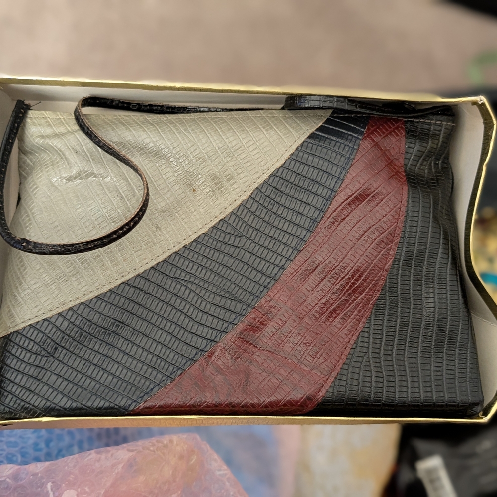 Stylish Textured Multi-Color Clutch - Picture 3 of 4